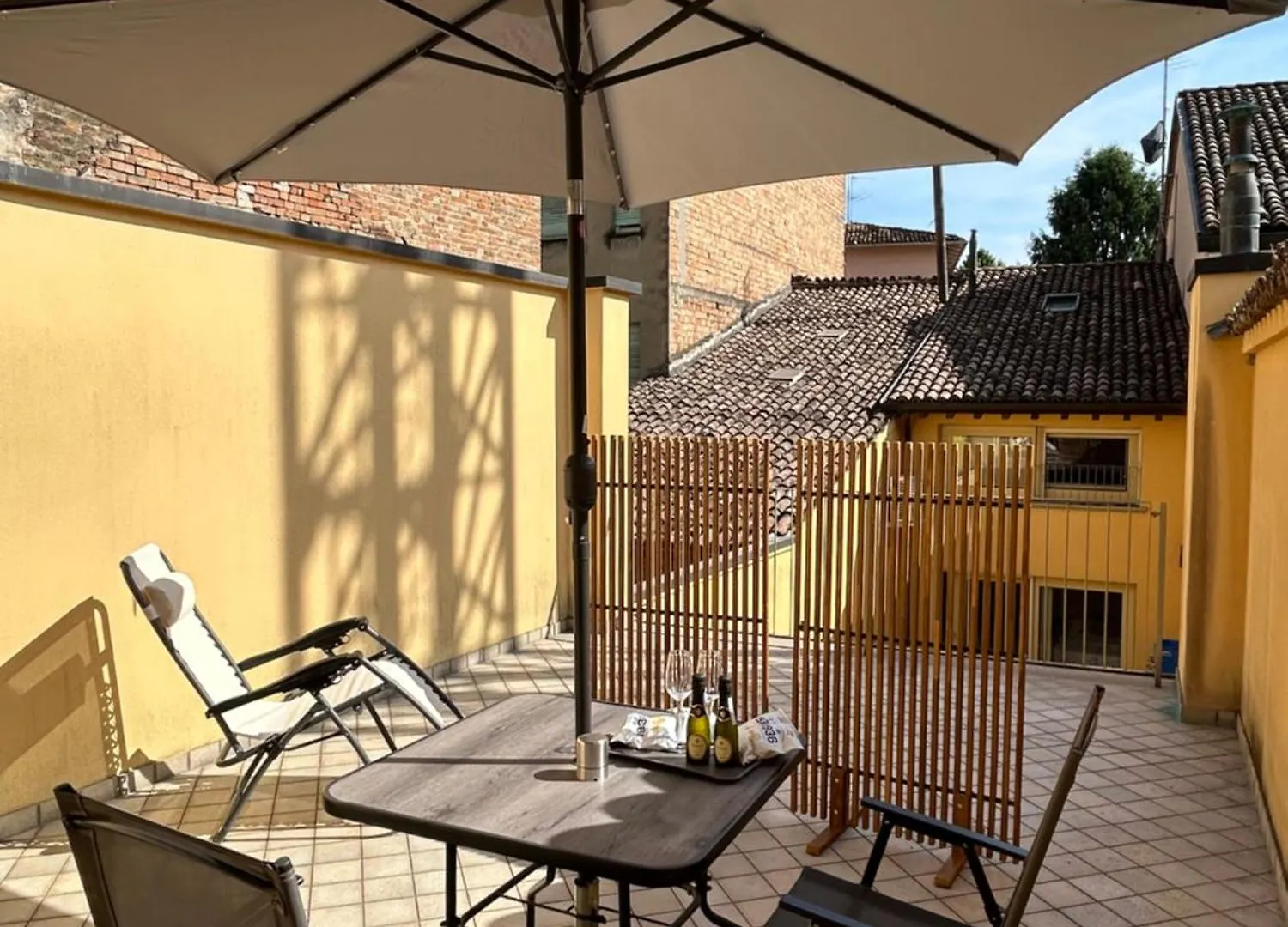 Ferienwohnung Blue Roof Fidenza Apartment